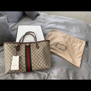 gucci tote organizer